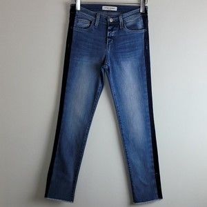 Flying Monkey mid rise crop jean Sz 25 Raw hem Stretchy